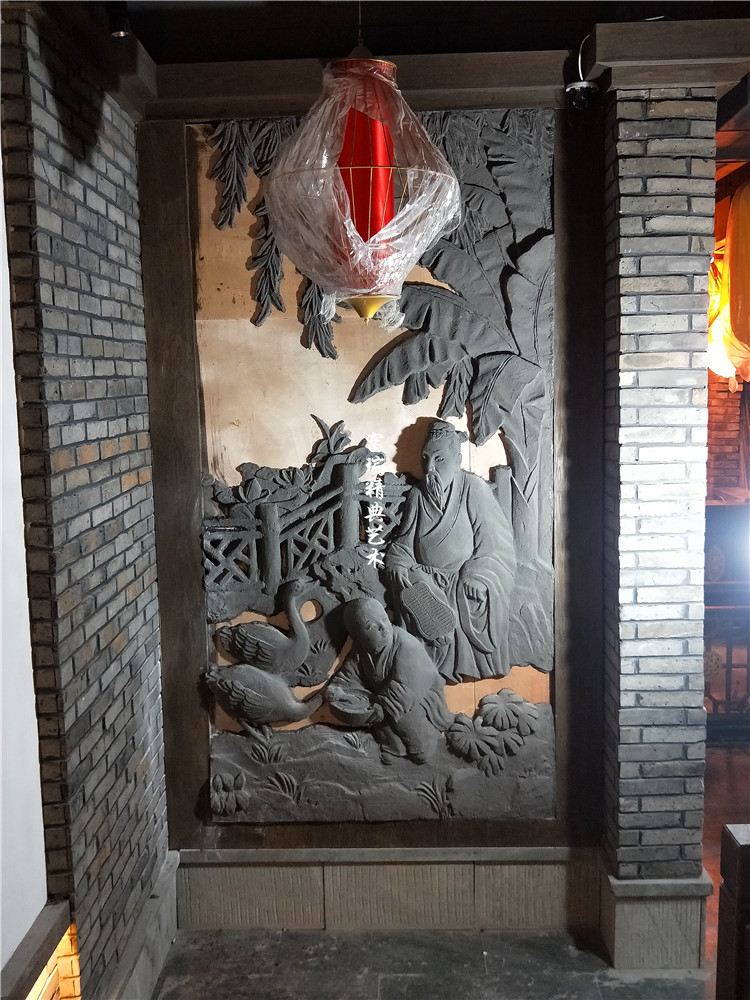 项目地址:重庆 材质:水泥浮雕 项目简介:重庆洪崖洞小龙坎火锅店浮雕
